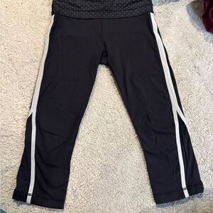 Lululemon Black 3/4 leggings